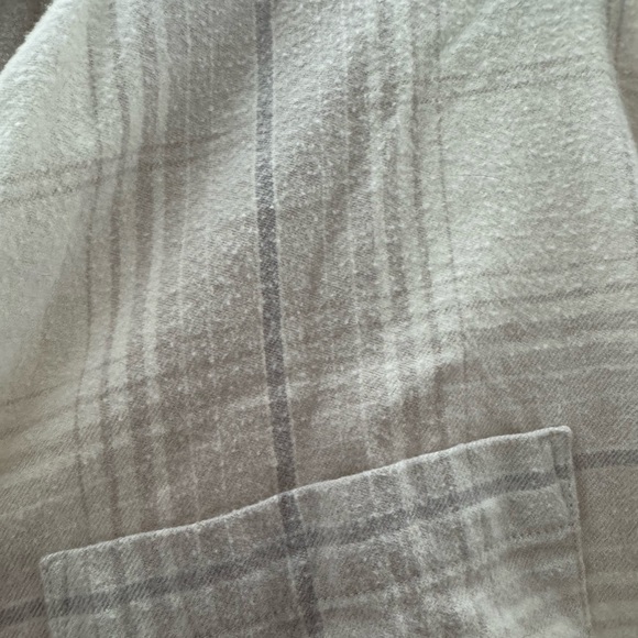 A&F flannel - Picture 4 of 4